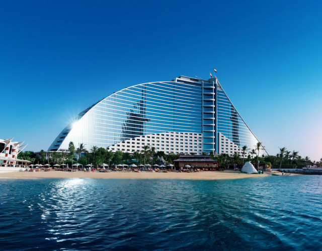 High_resolution_300dpi-Jumeirah-Beach-Hotel---Exterior-Shot-1-web.jpg