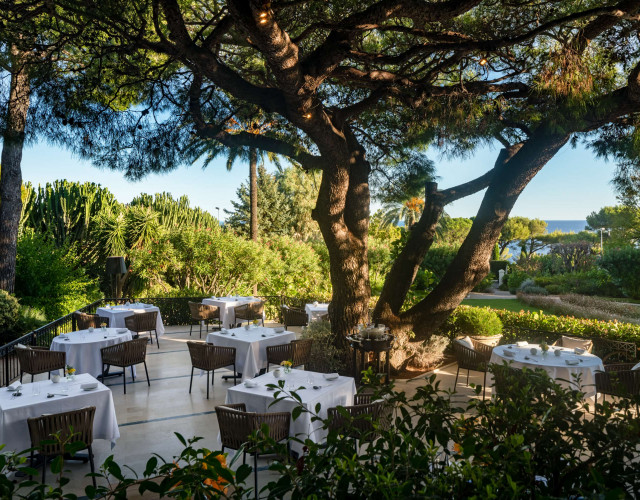 Restaurant-Le-Cap-@martinodini-2020-terrasse-1-min.jpg