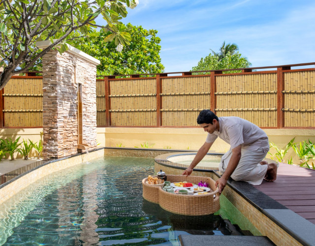 Floating-Breakfast-1755177110.jpg