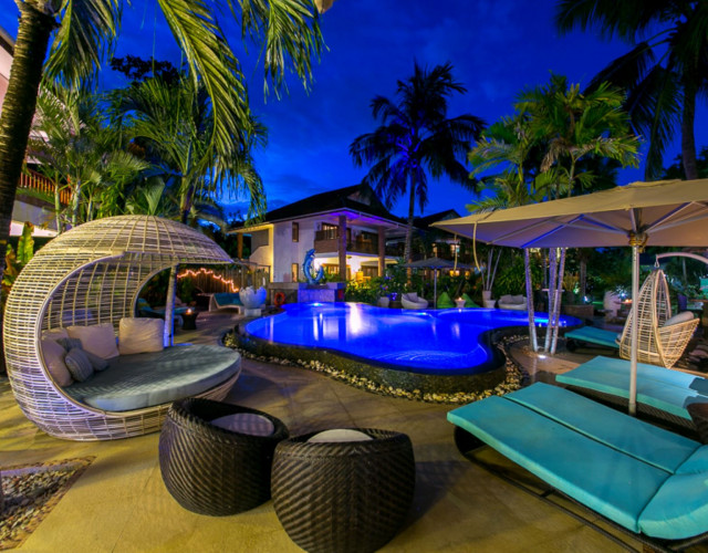 Le-Duc-de-Praslin-&-Villas---pool1-1755784507.jpg