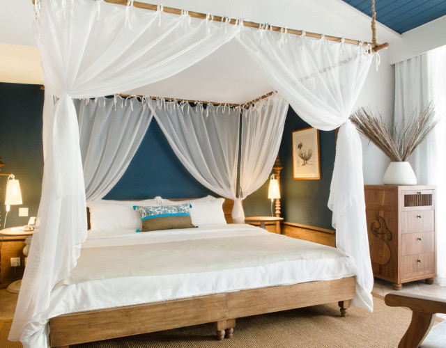 Paradise-Cove---PCBH_Deluxe-Premium-room.jpg