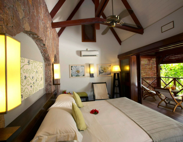 Paradise-Sun-Hotel---Room-05.jpg