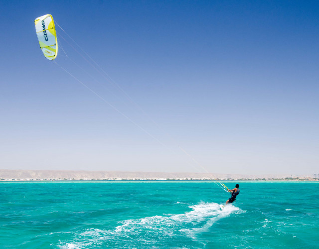 Club_Paradisio_El_Gouna_Osmosis_Water_Sports_KiteSurfing_11-min.jpg