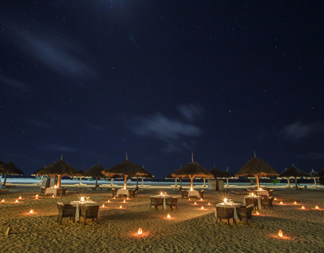 Beach-night-02.jpg