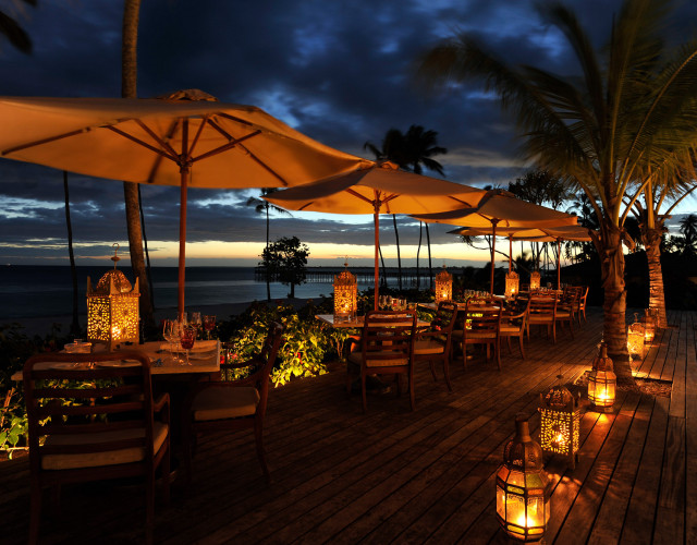 TRZ-The-Dining-Room-Dinner-on-The-Deck-by-Dusk-DS1206-web.jpg