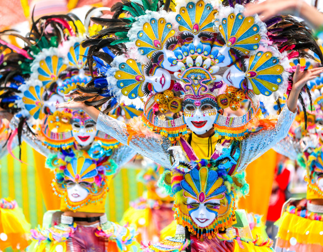 Bacolod-Masskara-Festival02-web.jpg