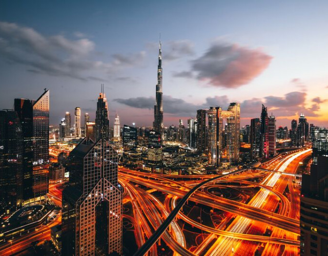 Medium-Burj-Khalifa_2019_2.jpg