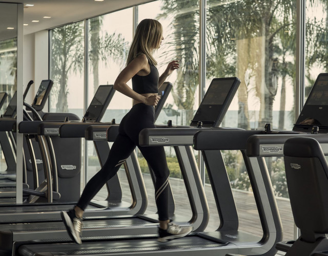 Parklane-Limassol---Lifestyle---ParkFit---Gym-01-LR.jpg