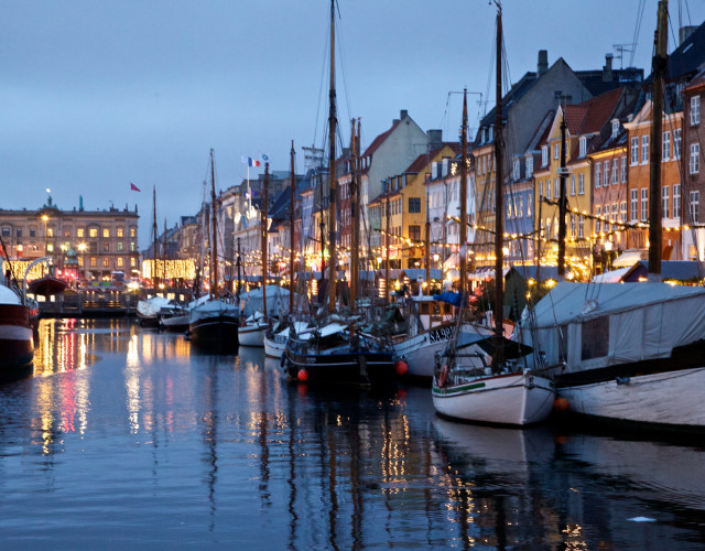 Copenhagen-Nyhavn-nighttime-winter-web.jpg