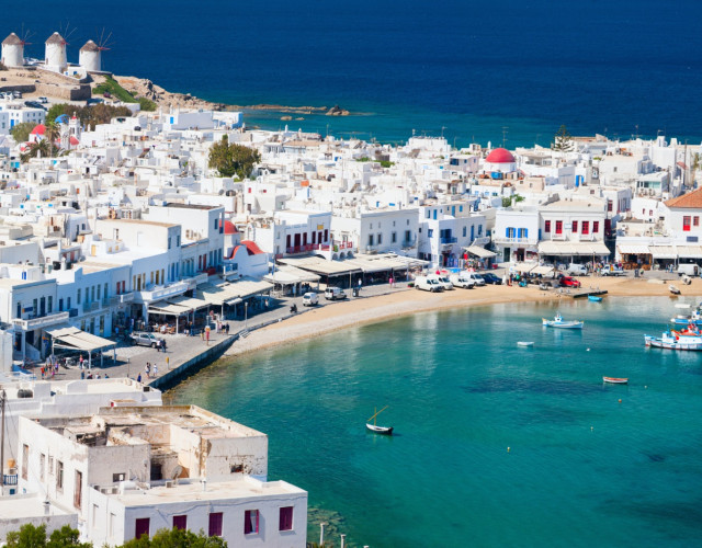 Mykonos-Town-01.jpg