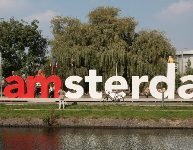 Letters-I-amsterdam-at-WesterparkEdwin-van-EisRedactioneel-(1).jpg