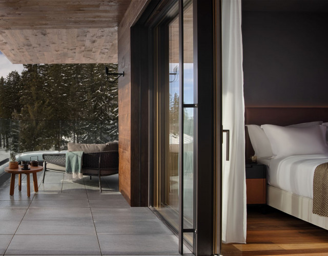 Six-Senses-Crans-Montana-Suite-One-Bedroom-6th-Terrace-(c)-Six-Senses-Hotels-Resorts-&-Spas.jpg