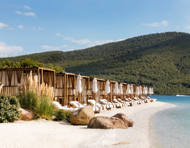 Lujo-Hotel-Bodrum-Escape-Beach-(3).jpg