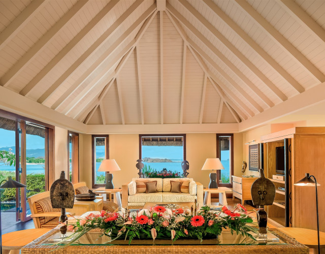 58642779-H1-The_Oberoi_Mauritius_-_Royal_Villa_Living_Room.jpg