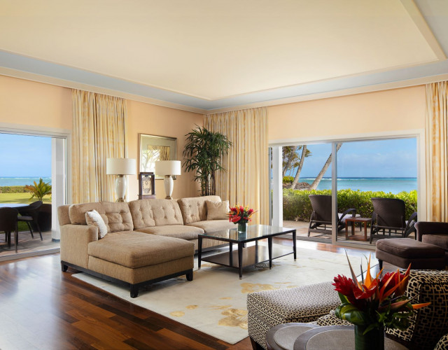 Kahala_Beach_Suite_Living.jpg