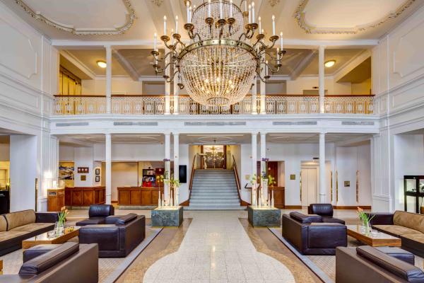 Grand Hotel Des Bains Kempinski *****, St. Moritz, Švica
