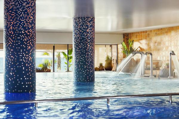 Španija, hotel, resort, morje, bazen