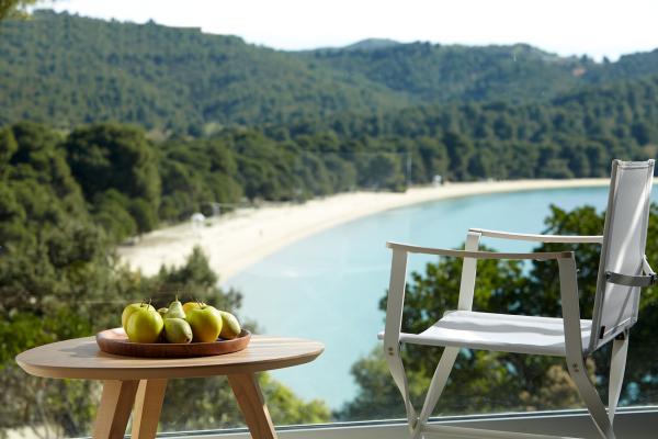 Skopelos in Skiathos*****