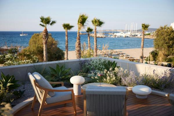 Avant Mar Hotel & Suites*****, Paros