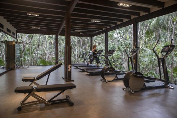 Palmaïa – The House of AïA *****