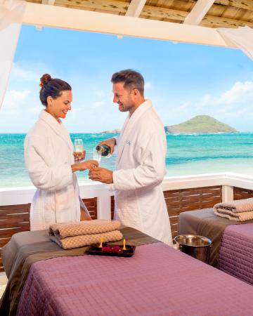 Coconut Bay Beach Resort & Spa *****