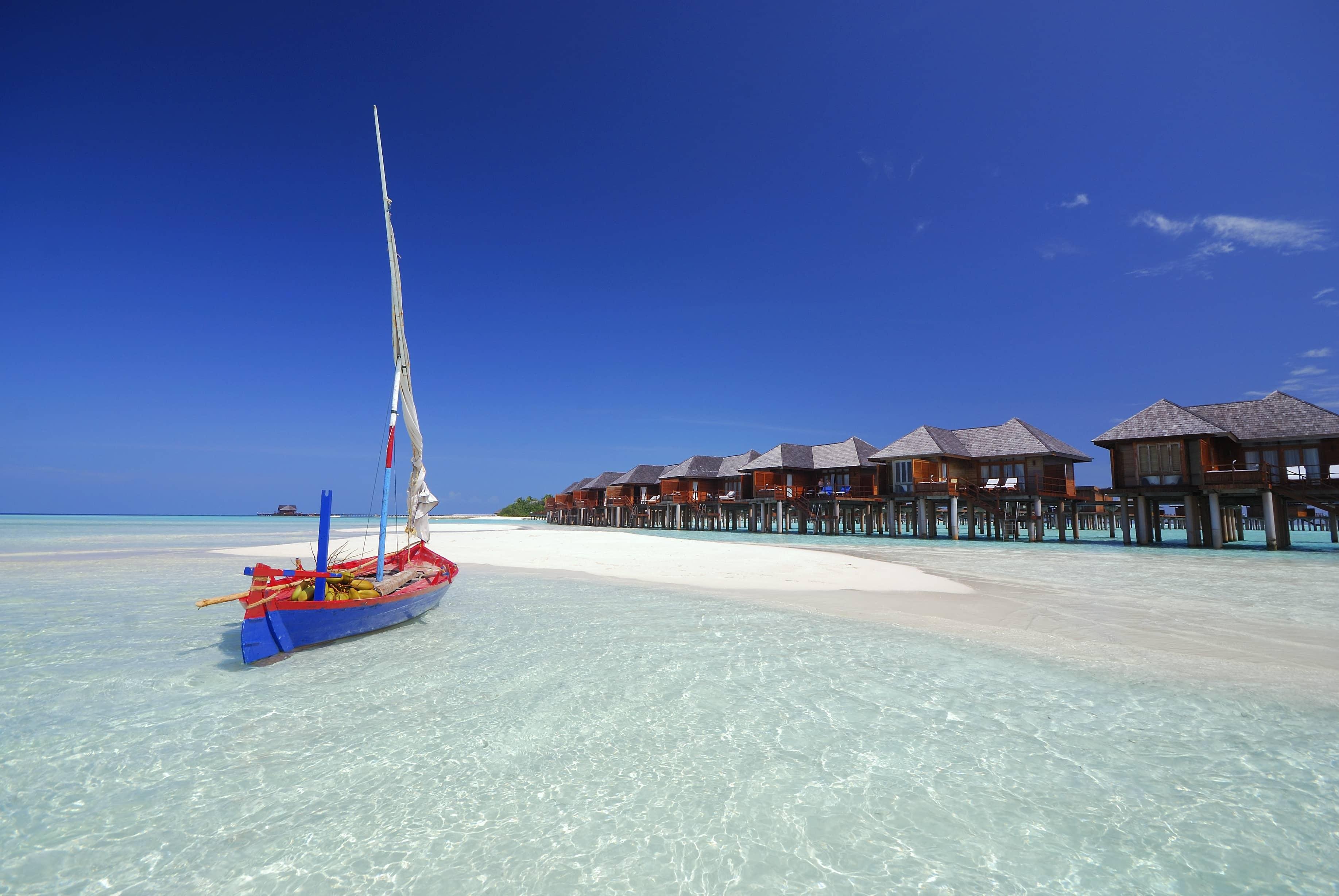 Olhuveli Beach & Spa Resort *****, Maldivi