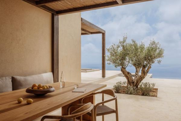 Gundari *****, Folegandros