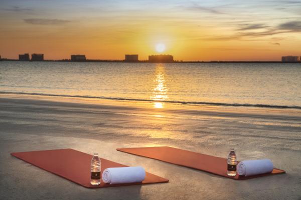 The Ritz-Carlton Ras Al Khaimah, Al Hamra Beach *****, Dubaj
