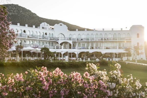 Falkensteiner Resort Capo Boi 5*, Sardinija, Italija