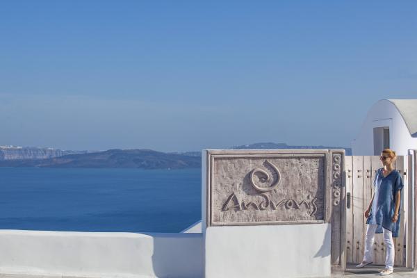 Andronis Luxury Suites *****, Santorini