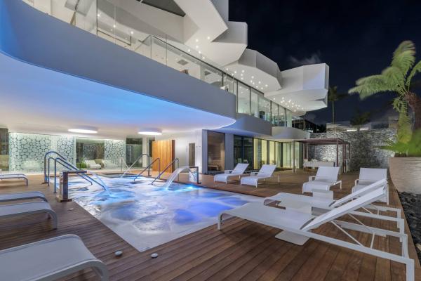 Royal Hideaway Corales Suites *****, Tenerife, Španija