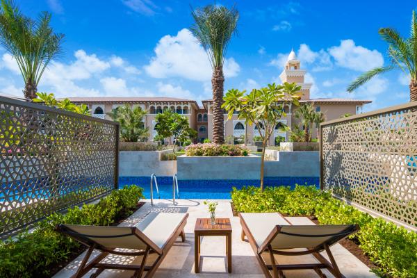 Abu Dhabi, bližnji vzhod, hotel, soba, vila, suita