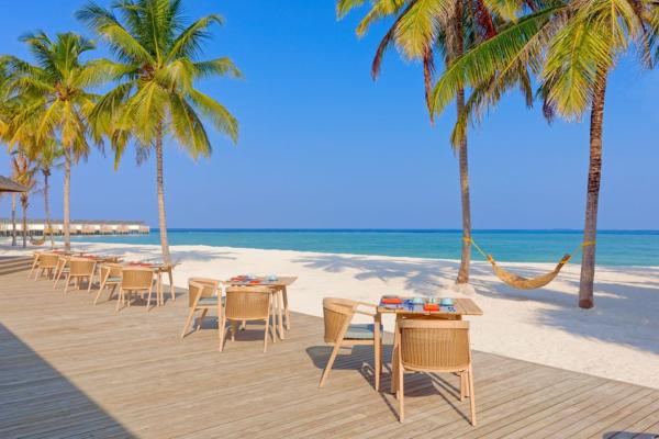 RAAYA by Atmosphere *****, Maldivi